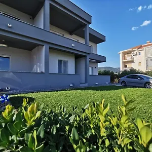 Studio Apartman Gili Apartman